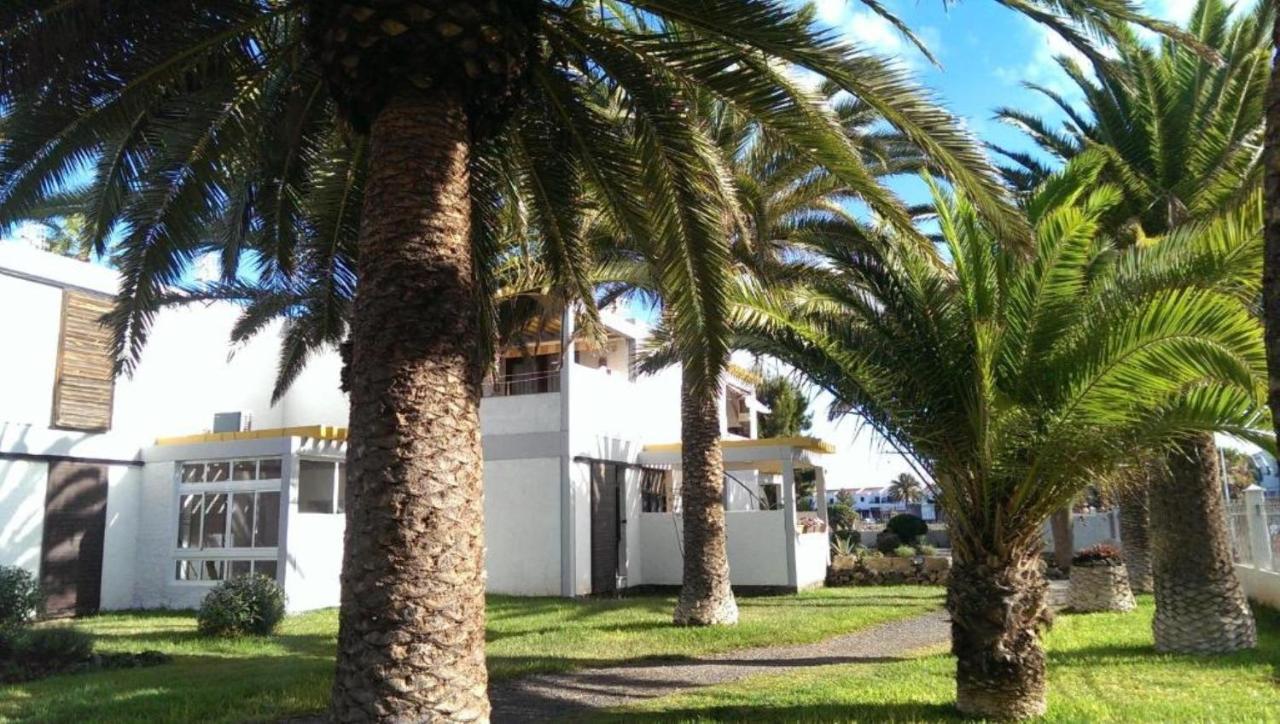 Papagayo Beach Apartments Arona  Exterior photo
